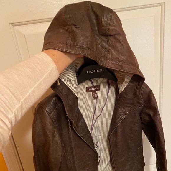 Brown Leather Jacket - Picture 5 of 7